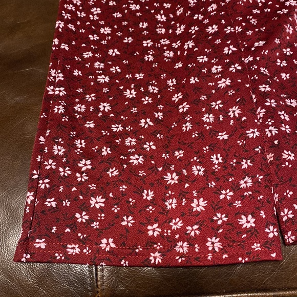 Maroon Floral Wide-Leg Romper Jumpsuit - Picture 8 of 8